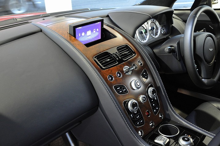 4doorという感じがしません♪ | M.AUTO astonmartin STAFF BLOG