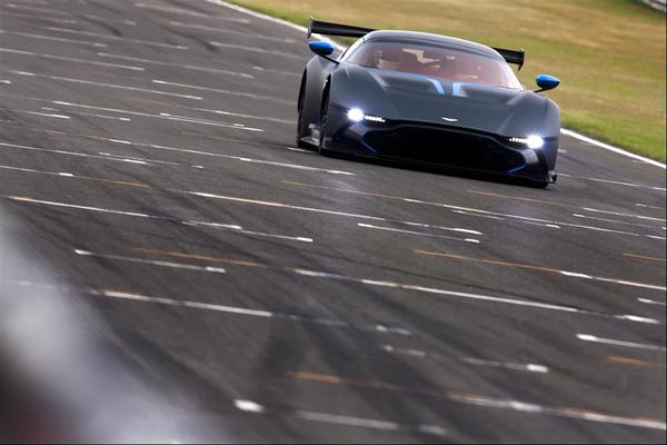 Aston Martin Vulcan