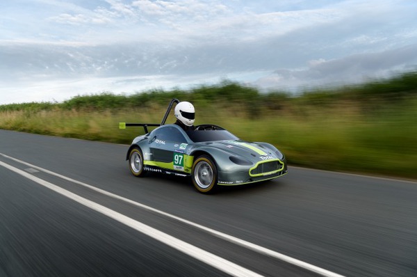 s_Aston Martin Racing_Red Bull Soapbox Race_01