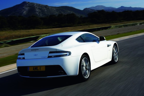 s_v8vantages-c_white_026[1]