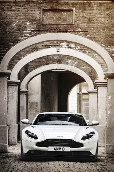 s_V8-Powered DB11_11