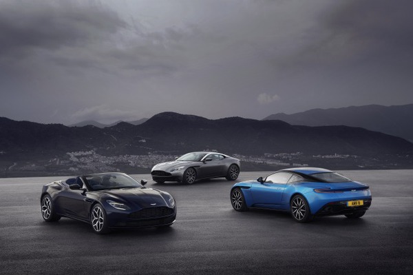 s_01_Aston Martin DB11 range