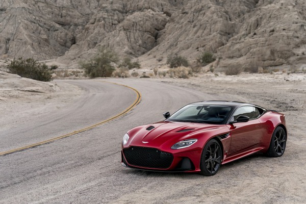 DBS Superleggera (3)