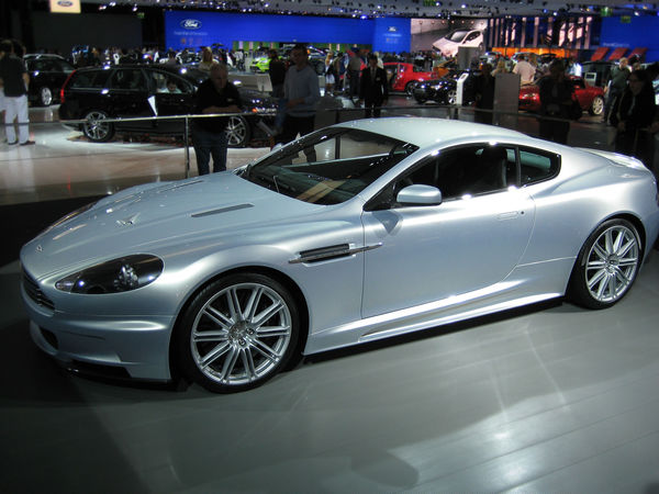 1920px-Aston_Martin_DBS_2007