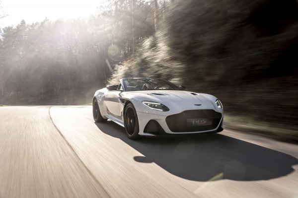 DBS Superleggera Volante (17)