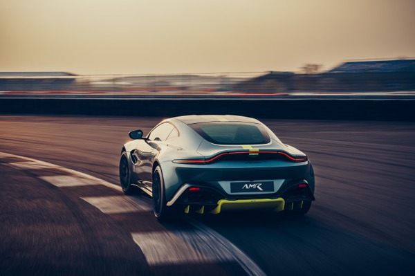 Vantage AMR (4)