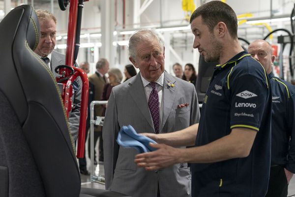 JPG Small-Aston Martin St Athan HRH visit (6)